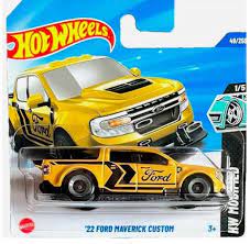 22 Ford Maverick Custom Hot Wheels HYX00